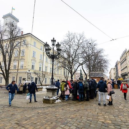 Vip Апартаменти Ван Гог На Площі Ринок Lviv Kültér fotó