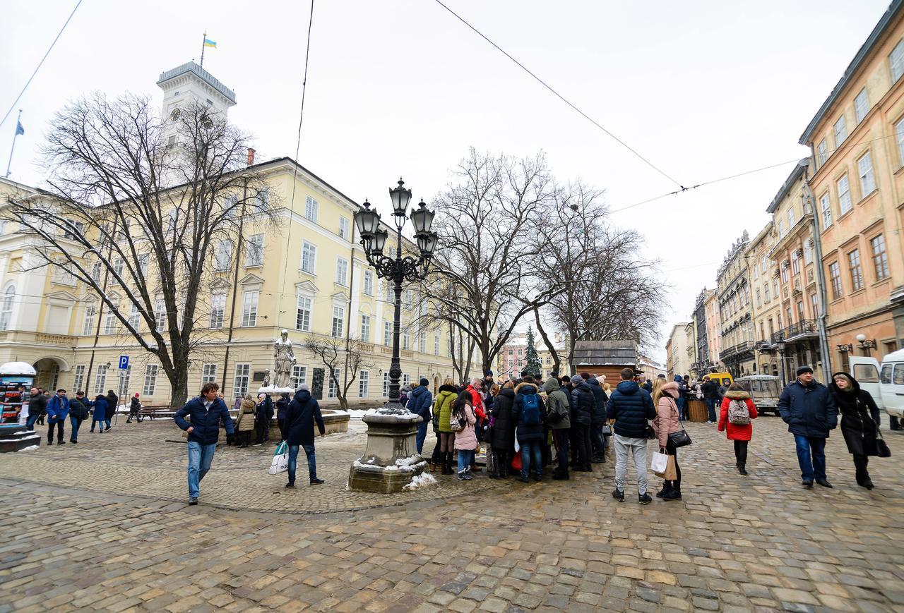 Vip Апартаменти Ван Гог На Площі Ринок Lviv Kültér fotó